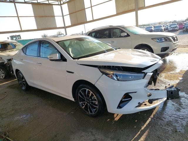 LJ12FKT38P4007611 - 2023 JAC J7